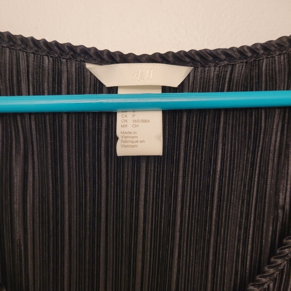 H&M Maxi Dress - Picture 2 of 2